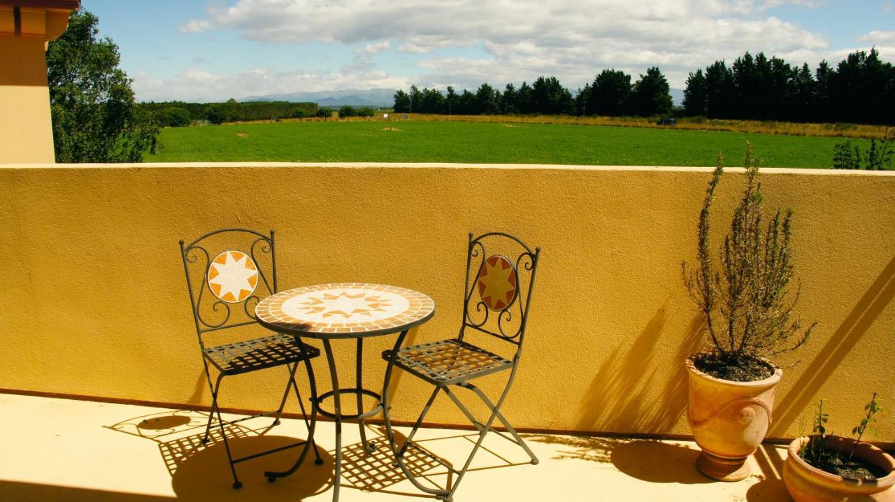 Tuscany Downs Estate Darfield Kültér fotó