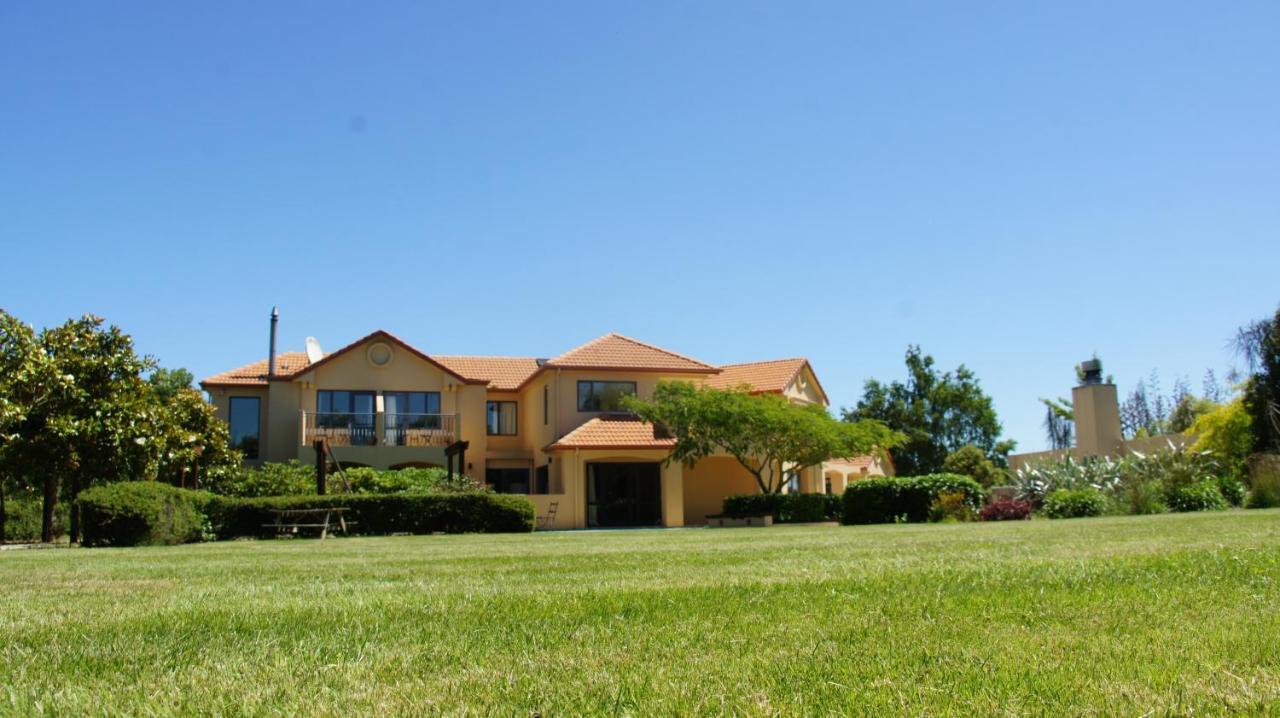 Tuscany Downs Estate Darfield Kültér fotó