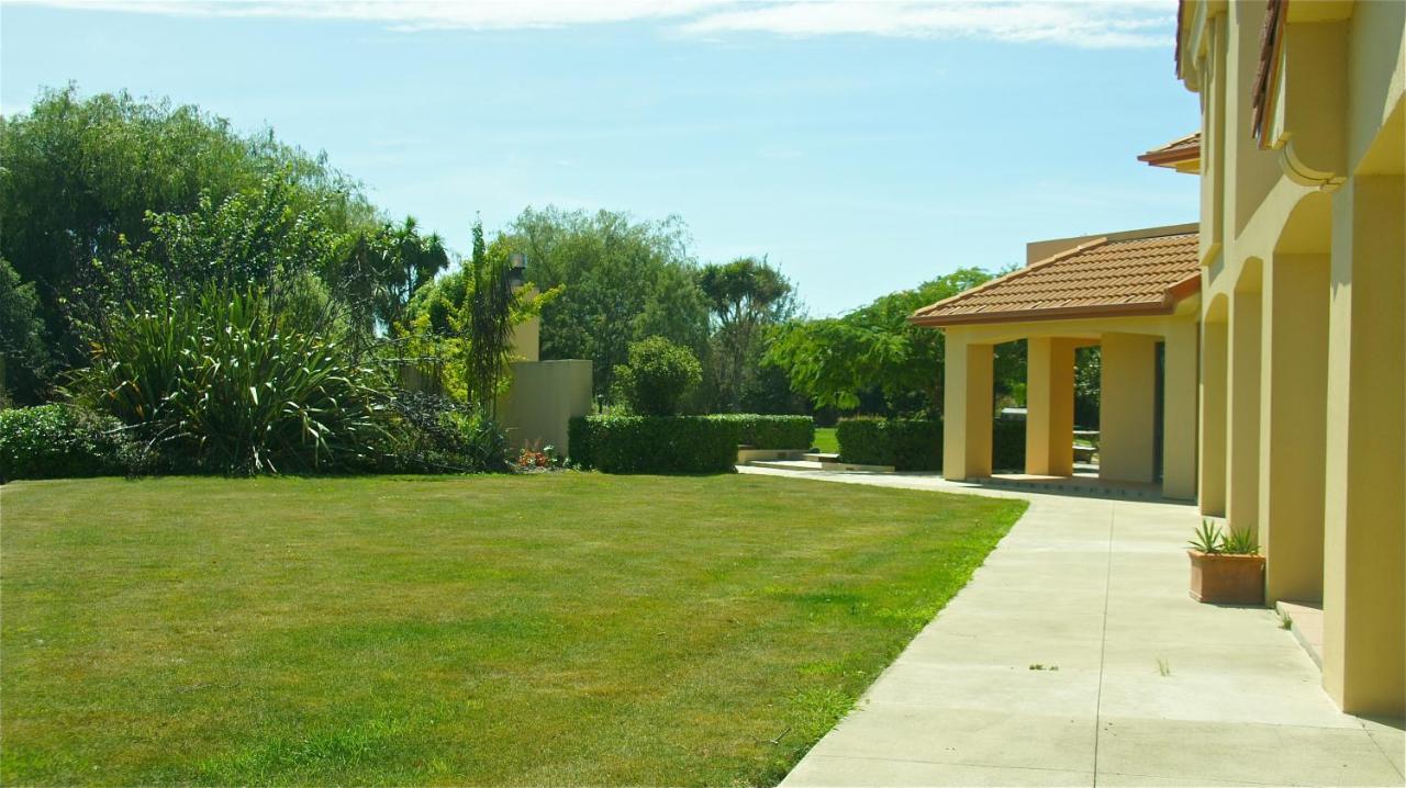 Tuscany Downs Estate Darfield Kültér fotó